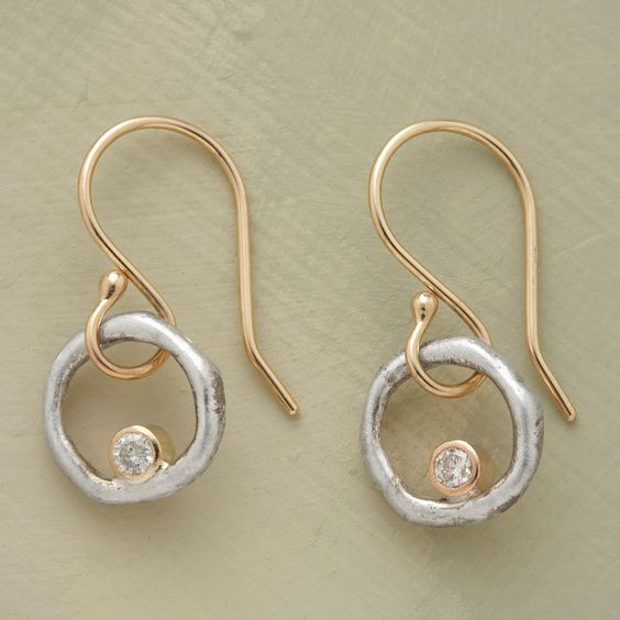 Boucles d'oreilles vintage en or et argent avec zircon cubique